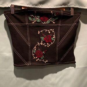 Women’s Black Embroidered Rose Stapless Crop Top